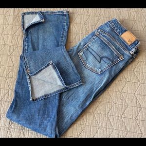 Women’s American Eagle Skinny Kick Jeans 4